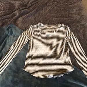 Black and white striped long-sleeve shirt